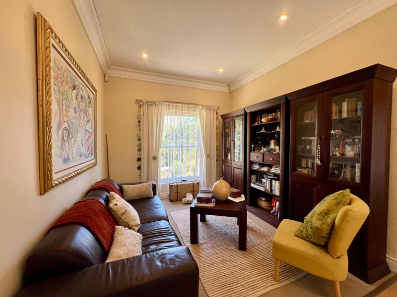 4 Bedroom Property for Sale in Tarragona Western Cape